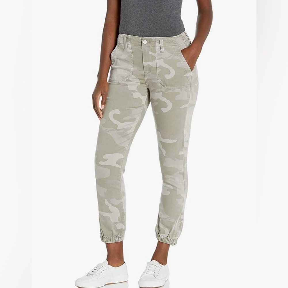 Paige Denim Mayslie Jogger in Camo Size 24